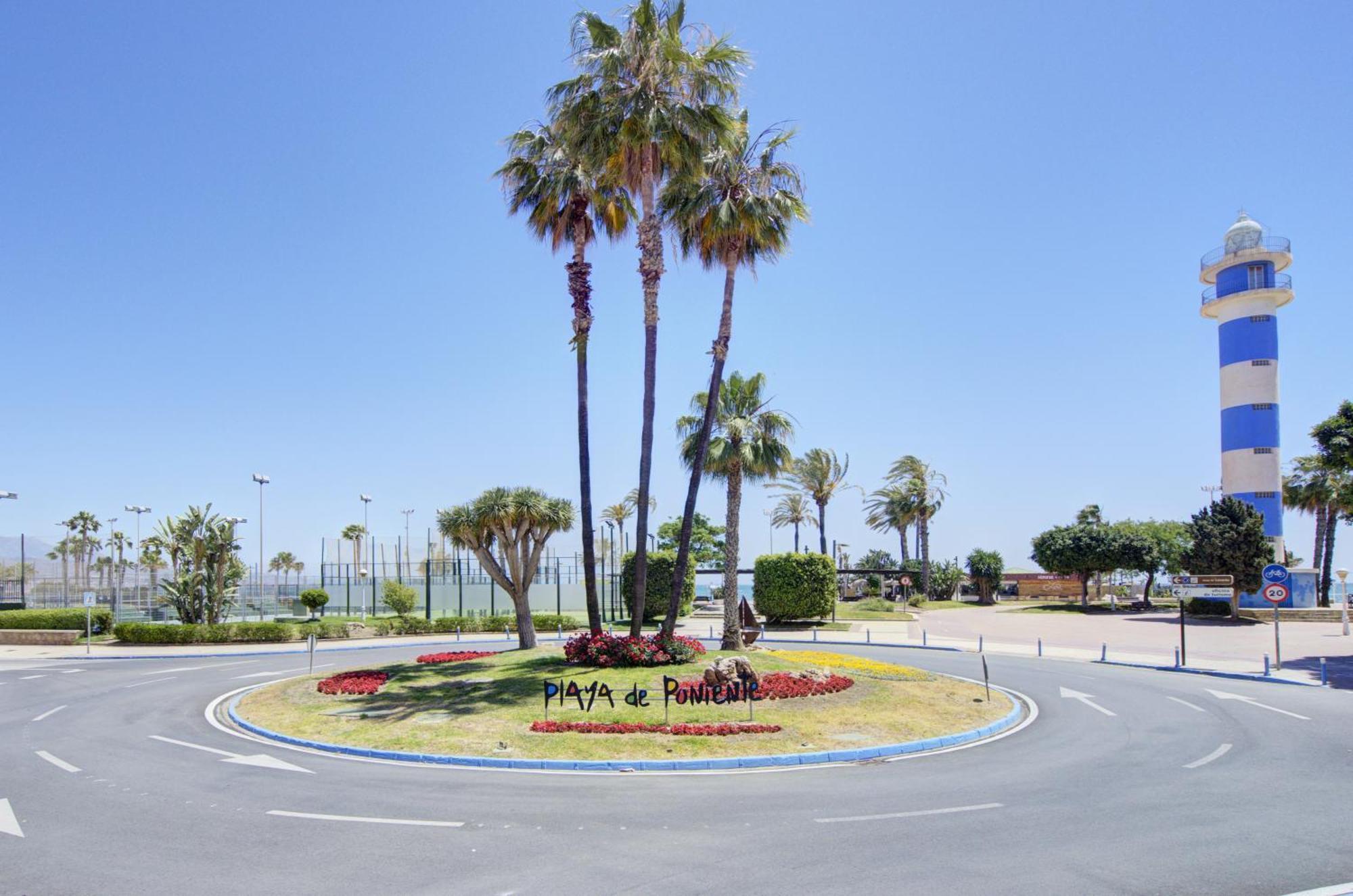 Nuevo Piso Centro Torre Del Mar Lägenhet Exteriör bild